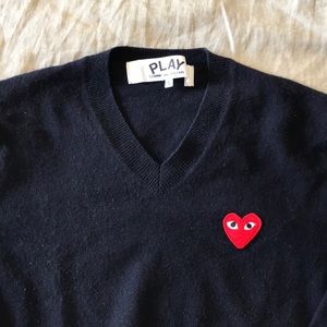 Comme des Garçons v-neck sweater in Navy Blue